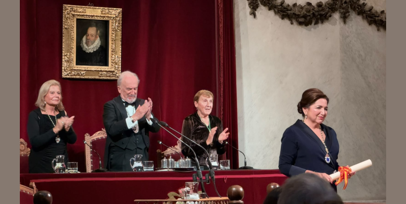 Cristina Sánchez López asume la silla P de la RAE