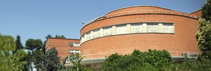 edificio facultad filología